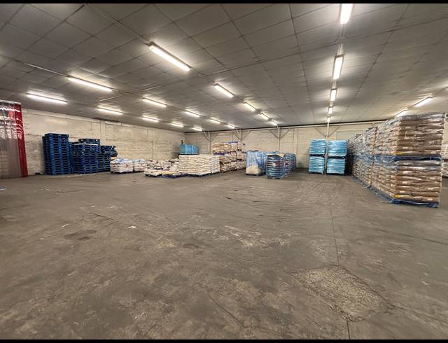 1,558M² WAREHOUSE TO LET IN EPPING INDUSTRIAL